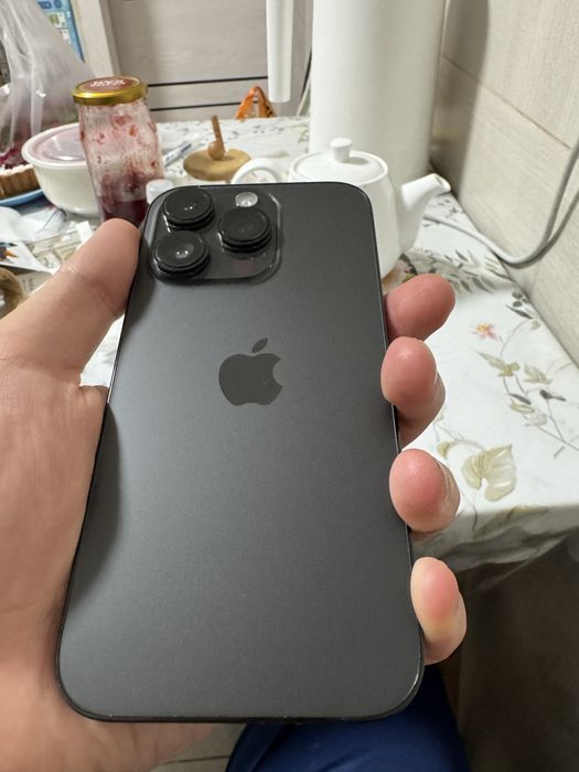 Продаю Apple Iphone 14 pro