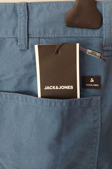 НОВИ Jack & Jones карго панталони