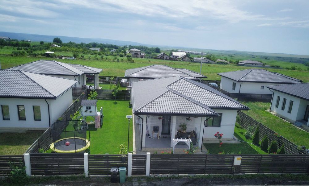 CASE SINGLE /Vorovesti / 3cam /Incalzire in pardoseala/Canalizare