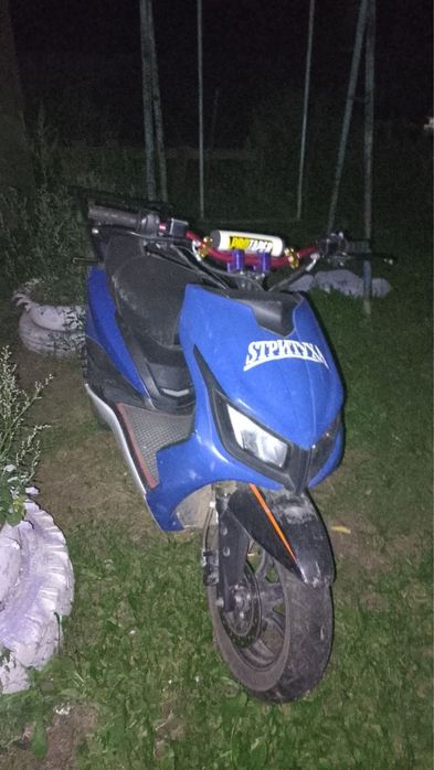 продаю скутер на ходу