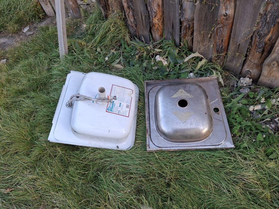 Раковины две штуки