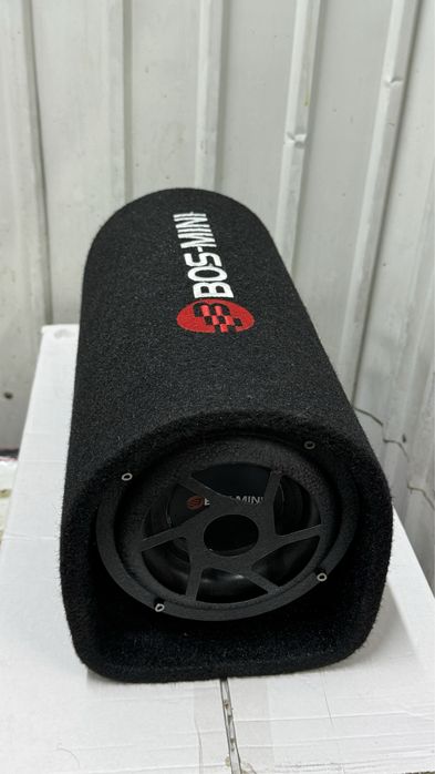 Продам сабвуфер Bos mini