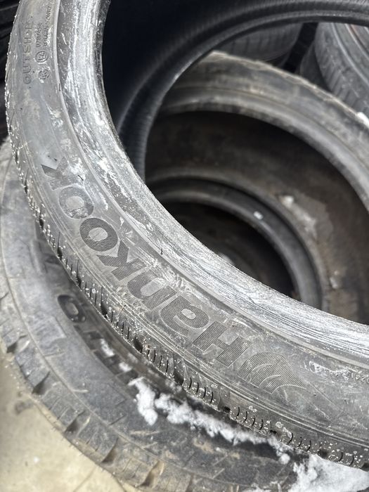 Anvelope de iarna 295/35 R23