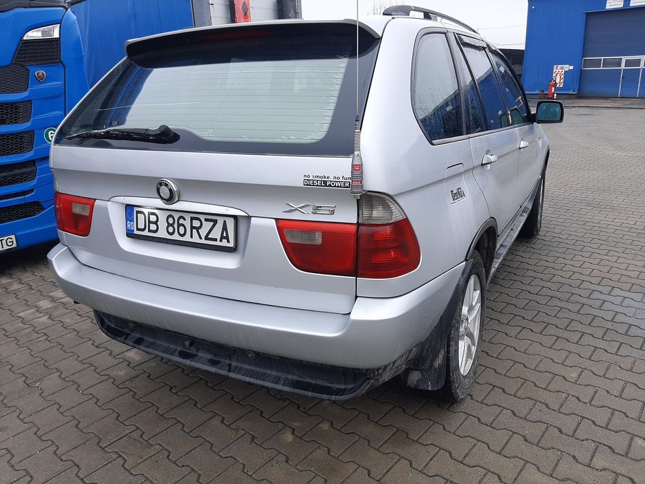 Vând x5 e 53 2005
