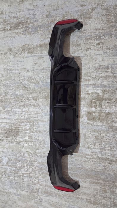 Диффузор на БМВ G30.