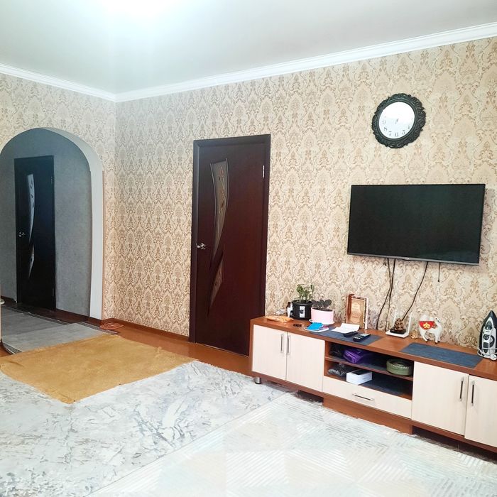 Продаётся хороший дом.