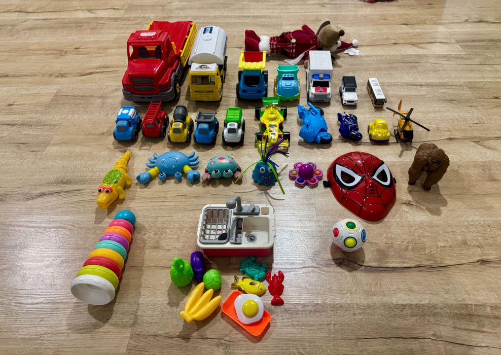 Игрушки, развивающие, книжки недорогие