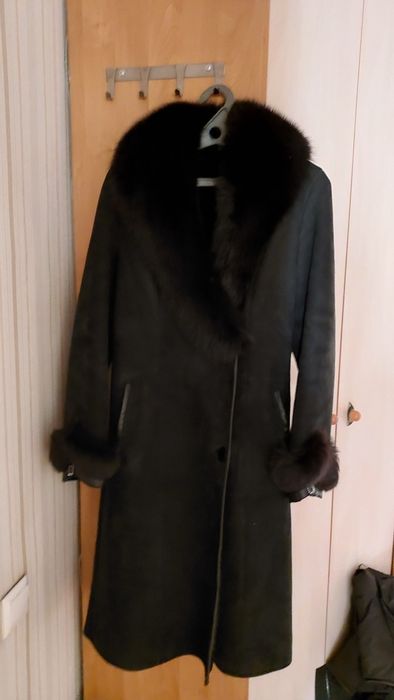 Продам  дублёнку  женскую.