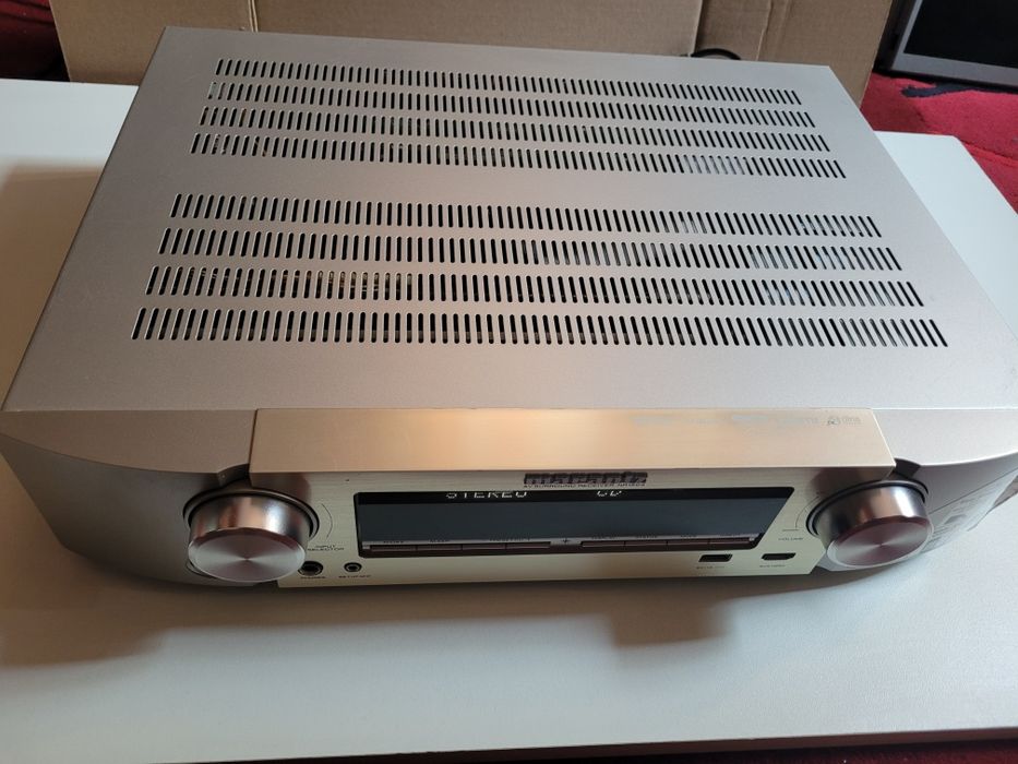 Marantz NR 1504 receiver