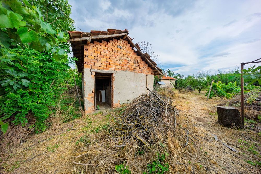 Продава се Къща в с. Пелишат, Област Плевен - 85 кв.м за 293 €/кв.м - Снимка #9