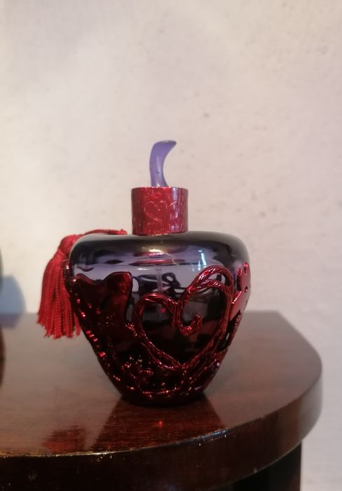 Parfum discontinuat Lolita