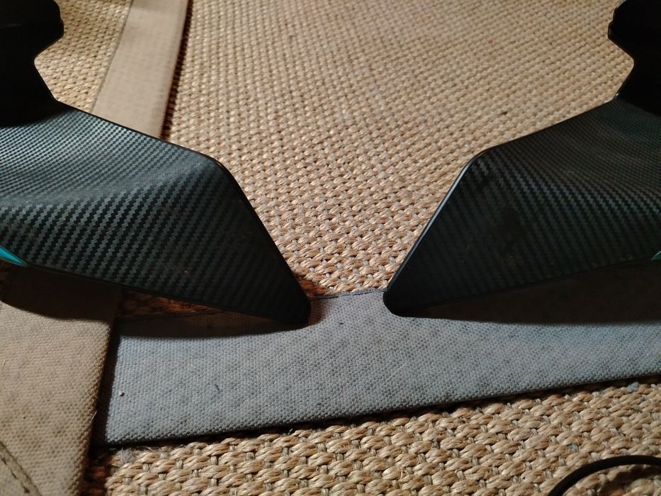 Winglet dreapta si stanga-cf moto 450 sr (aripioara dreaota si stanga)