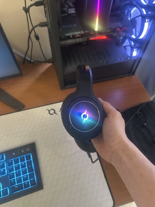 Vand unitate gaming plus monitor 240hz plus tastatura casti, mousepad