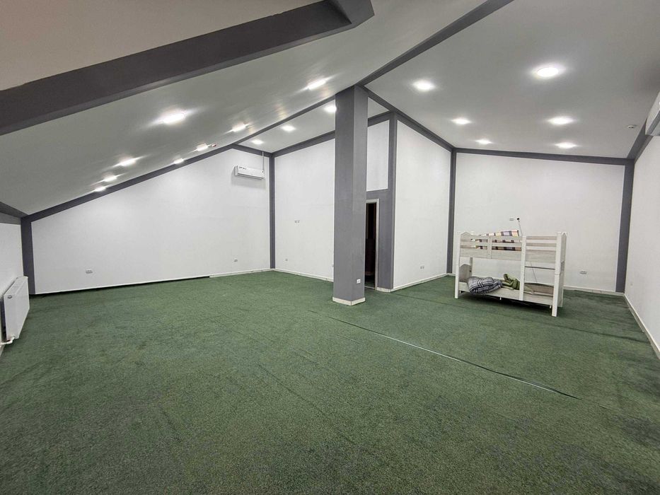 Сдается отдельно стоящие здание 3200м2 Алмазарский район