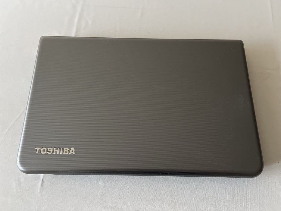 Toshiba Satellite L70-A-13Z