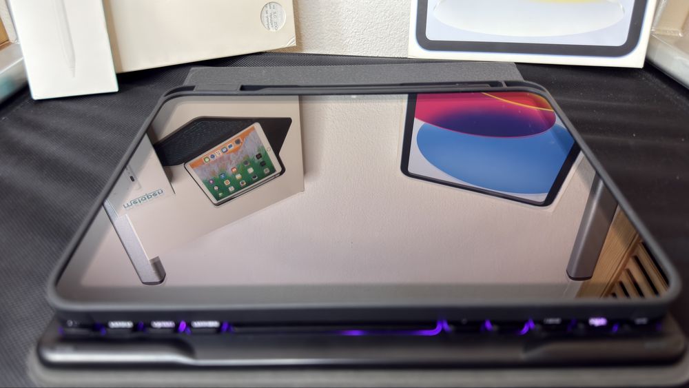 iPad generația 11 (2025) A16 128GB + Pencil + Keyboard Case