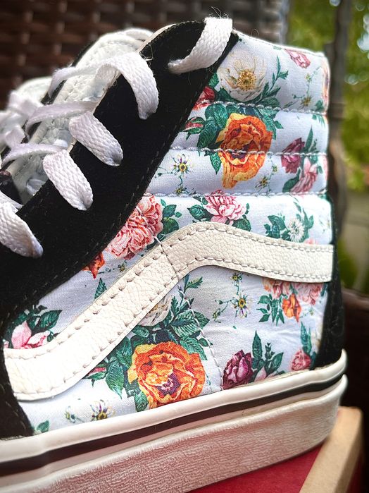 Обувки Vans SK8-Hi Garden Floral