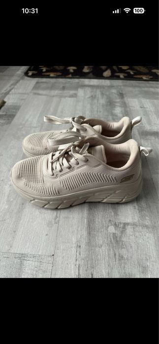 Adidasi fete Skechers