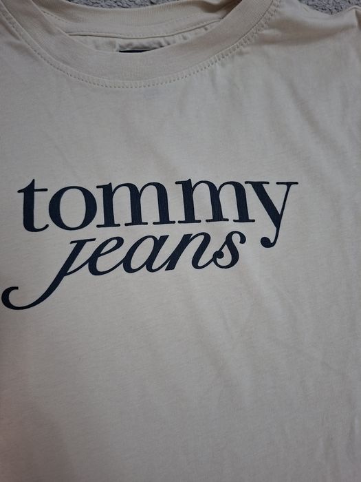 Тениски Guess и Tomi