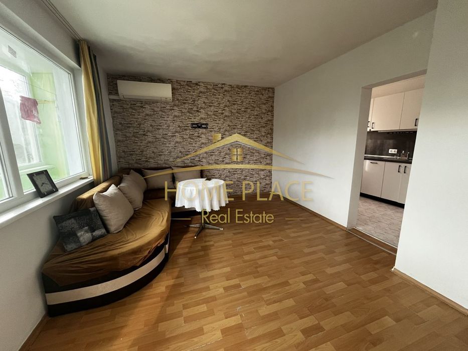 Дава се под наем Двустаен апартамент в Варна, Цветен квартал - 70 кв.м за 408 € - Снимка #1