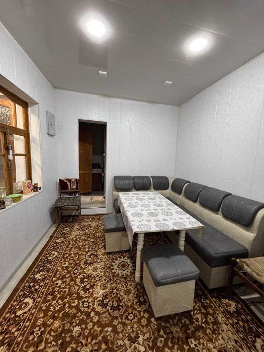 Мирзо Улугбек туманида шинамгина уй сотилади. NR494/64