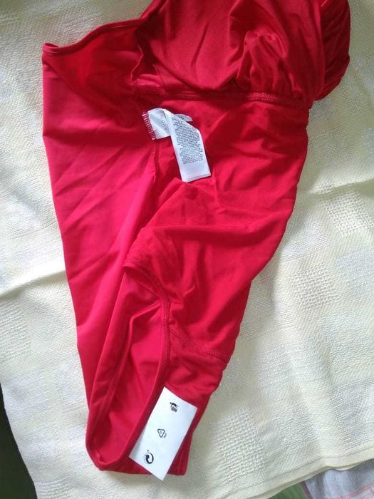 Продам купальник AVON