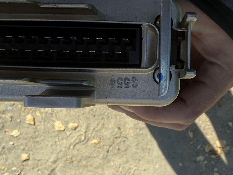 Мозги Audi 80 1.8 карбюратор Pierburg 2EE