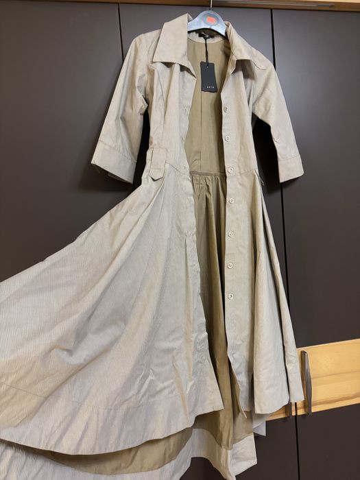 Чисто нова рокля AVIN