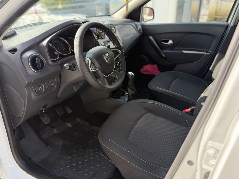 Logan 1.5dci •Laureat •volan piele •Proprietar de 4 ani•