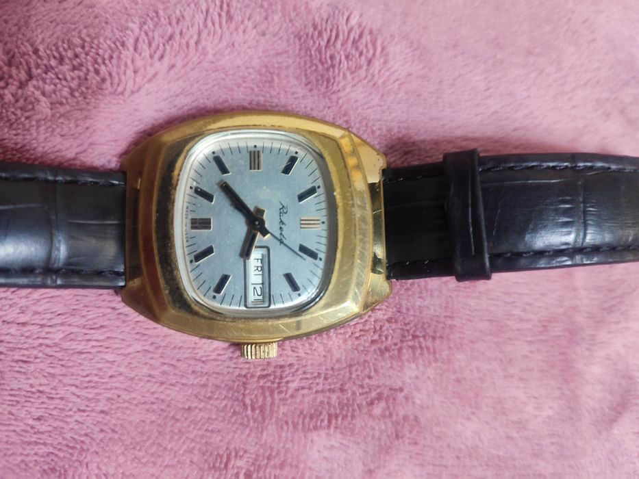 Часы Ракета Города