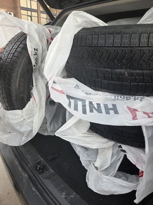 Продам комплект шин R19 TRIANGLE