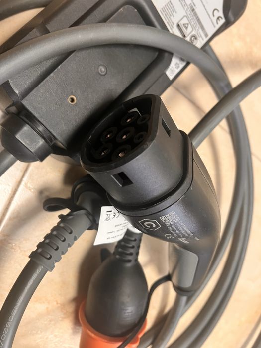 BMW Flex charger 2.0 зарядно за електромобил до 11kW