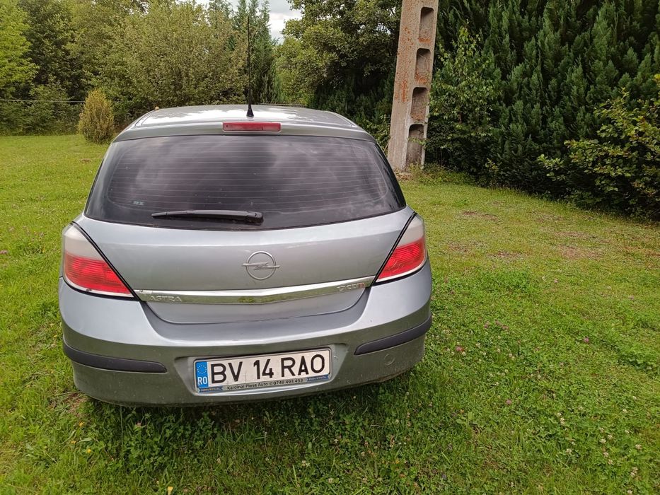 Vând Opel Astra h an 2006 are pompa de înaltă defecta in rest mașina nu are alte probleme. M-ai multe detalii la Nr telefon 0751660467