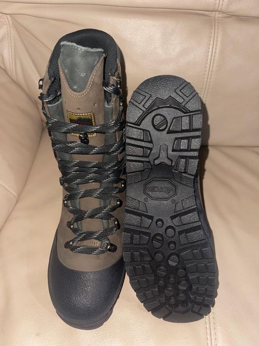Bocanci Meindl Goretex, nr 42