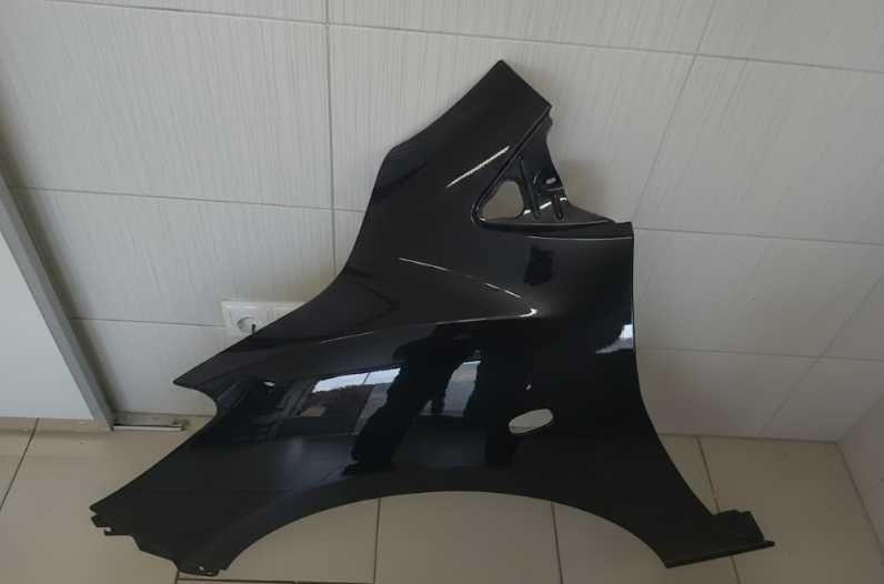 Aripa Fata Stanga Mazda 2/II 2007-2014 Negru