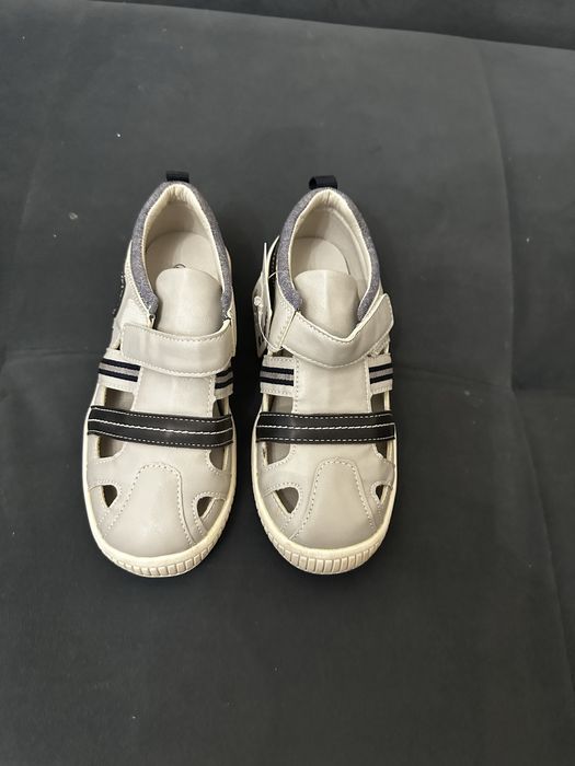 Продаются сандали