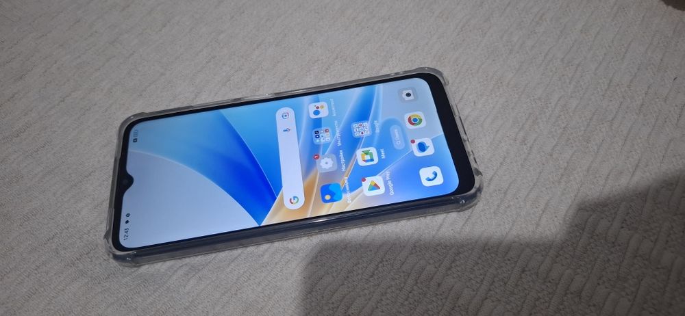 Oppo  A17  64gb.