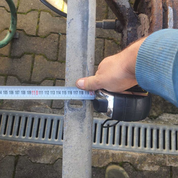 Punte remorca Saris, 2700 kg.