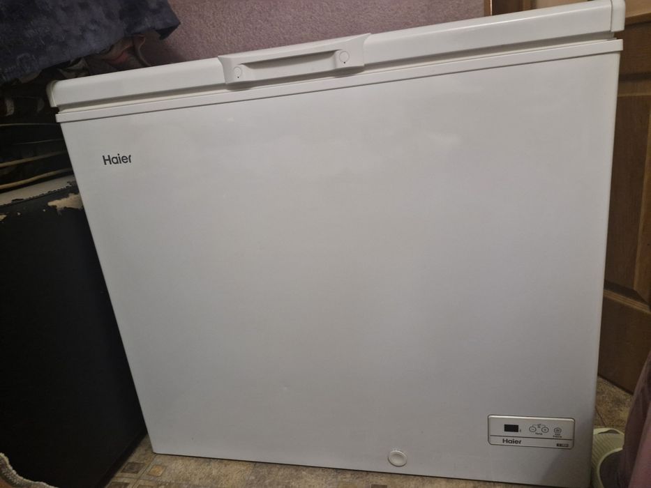 Морозильник Haier 203 л(состояние новое)
