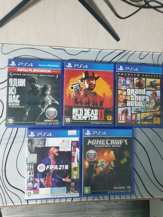Ps4 Pro б/у (1TB памяти)