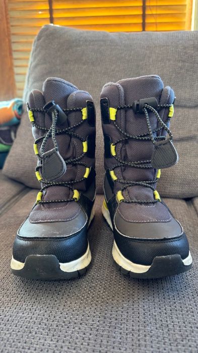 Детски зимни ботуши за сняг и дъжд Kamik EU 29 (внос, почти нови)