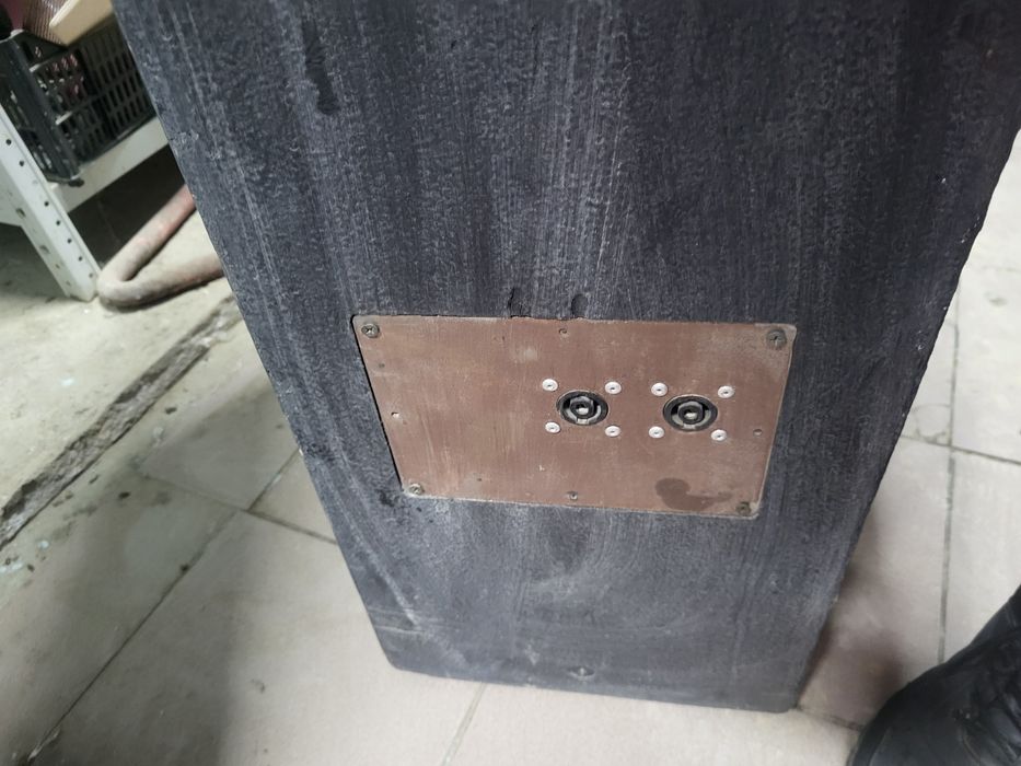 Продам колонка большой