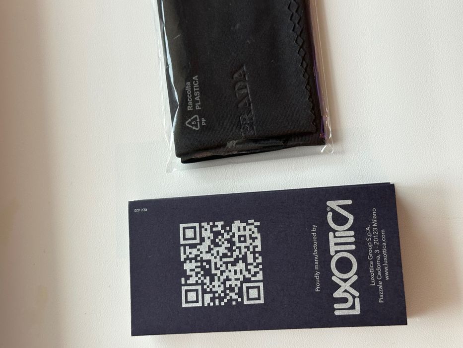 Слънчеви очила Prada PR17WS в черно