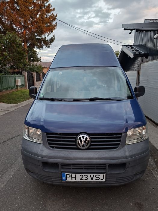 Volkswagen T5 cu locuri, model Xl supraînaltat si cel mai lung