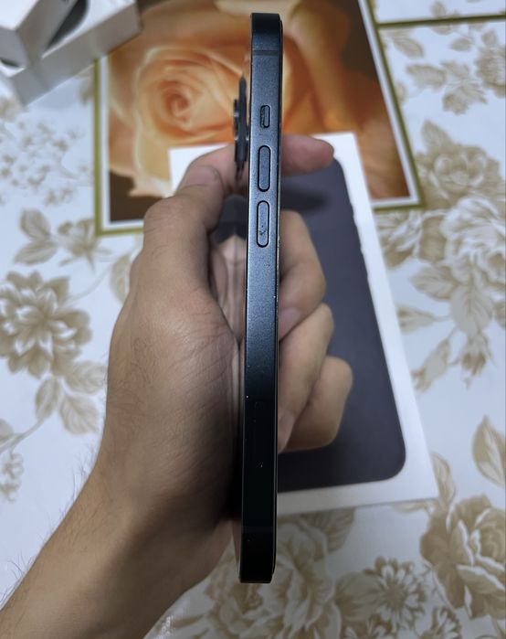 Продам или обмен iPhone 13 128 ГБ