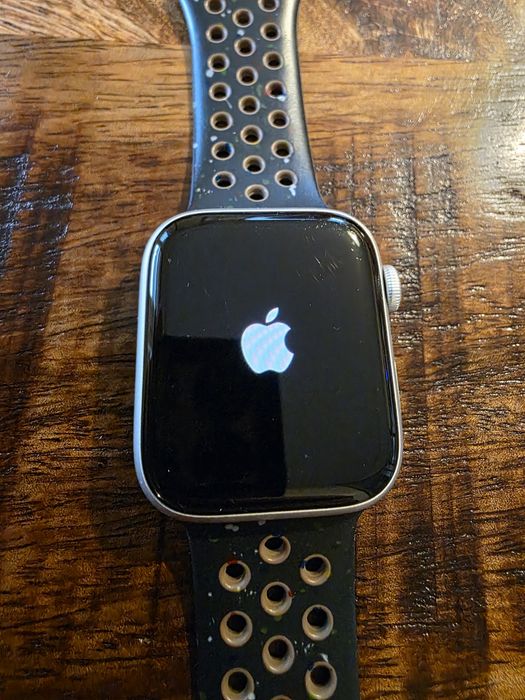 Apple Watch SE 44 mm
