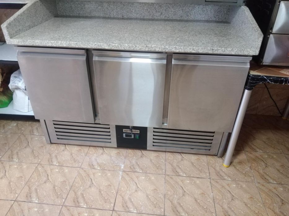 Masă frigorifica, rece