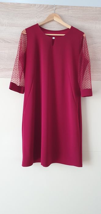 Rochie elegantă pentru petreceri de zii,în stare perfectă, material elastic,mărimea 48