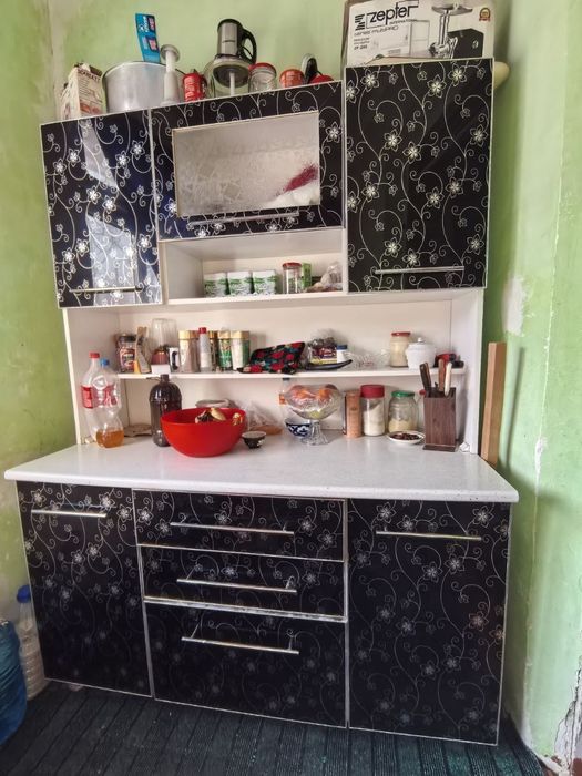 Продаю Кухонный гарнитур