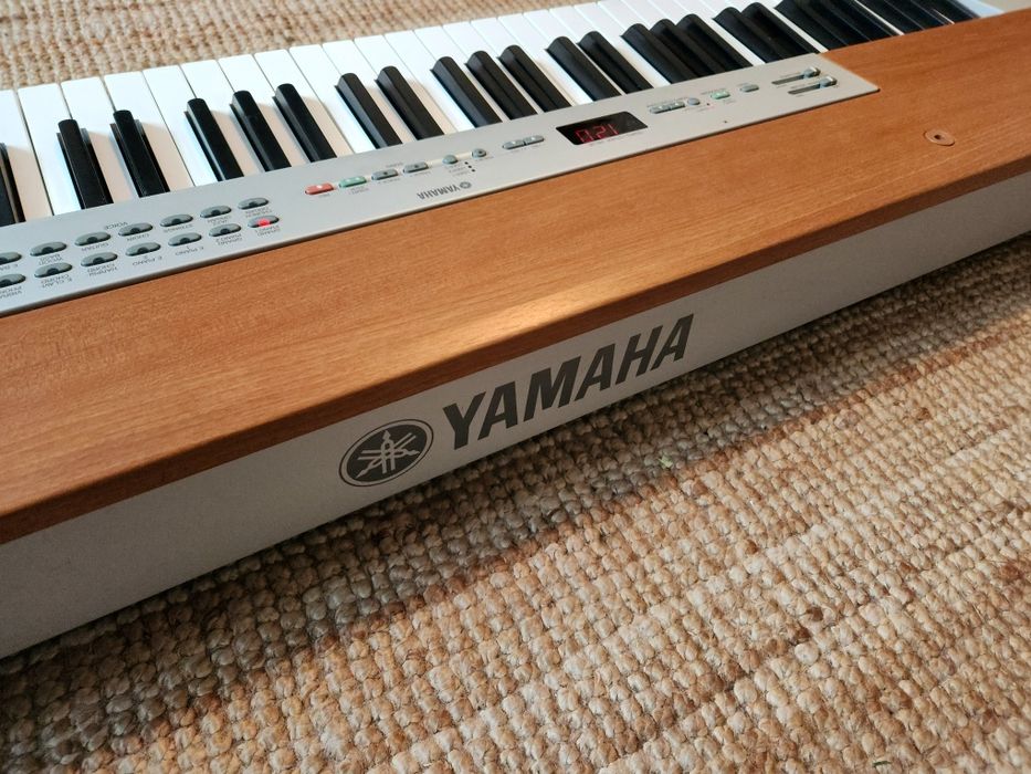 Orga / pian Yamaha p120S